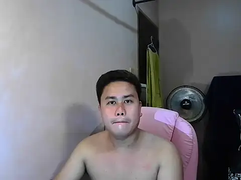 Snapshot of tipsy_butter chatting on 07/21/26, 07:43 tipsy butter online show from 07/21/26, 07:43