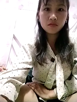 Snapshot of Yo-must chatting on 04/09/26, 07:08 Yo-must online show from 04/09/26, 07:08