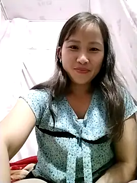 Snapshot of Yo-must chatting on 05/02/26, 11:04 Yo-must online show from 05/02/26, 11:04