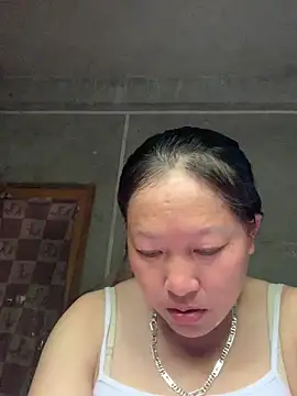 Snapshot of candy-beo chatting on 05/19/26, 05:14 candy-beo online show from 05/19/26, 05:14