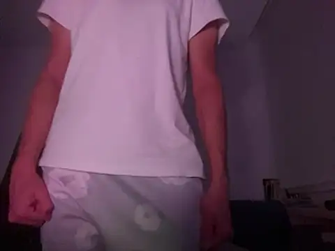 Snapshot of YorSexboy777 chatting on 04/09/26, 11:21 YorSexboy777 online show from 04/09/26, 11:21