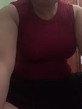 Snapshot of __Evelyn__ chatting on 04/05/26, 06:32 Evelyn online show from 04/05/26, 06:32