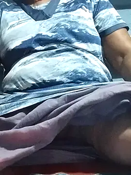 Snapshot of Desi_hot_bhabhi01 chatting on 05/11/26, 04:48 Desi hot bhabhi01 online show from 05/11/26, 04:48