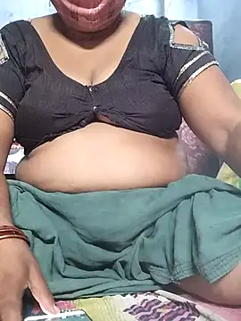 Snapshot of Desi_hot_bhabhi01 chatting on 07/02/26, 08:53 Desi hot bhabhi01 online show from 07/02/26, 08:53