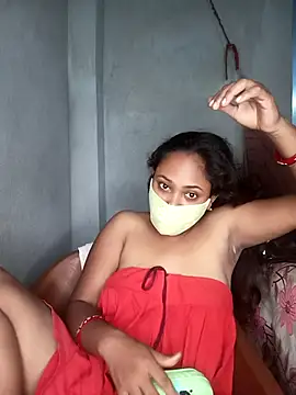 Snapshot of sathiroy89 chatting on 06/07/26, 04:44 sathiroy89 online show from 06/07/26, 04:44