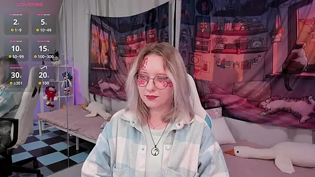 Snapshot of AletaWright chatting on 04/06/26, 05:14 AletaWright online show from 04/06/26, 05:14