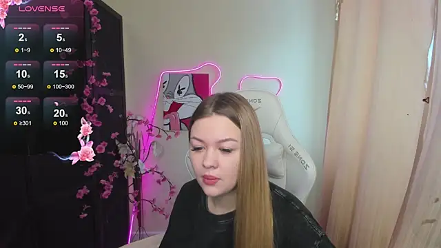 Snapshot of AmeliePeach chatting on 04/07/26, 01:28 AmeliePeach online show from 04/07/26, 01:28