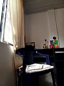 Snapshot of Leticia_Hinkley_ chatting on 04/22/26, 02:07 Leticia Hinkley online show from 04/22/26, 02:07