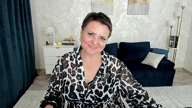 Snapshot of AnnaCorlane chatting on 05/16/26, 10:36 AnnaCorlane online show from 05/16/26, 10:36