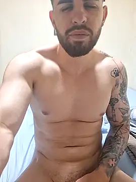 Snapshot of leoxxxgato chatting on 04/06/26, 04:46 leoxxxgato online show from 04/06/26, 04:46