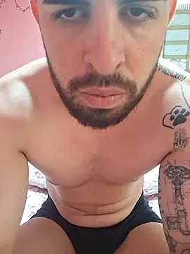 Snapshot of leoxxxgato chatting on 04/10/26, 04:23 leoxxxgato online show from 04/10/26, 04:23