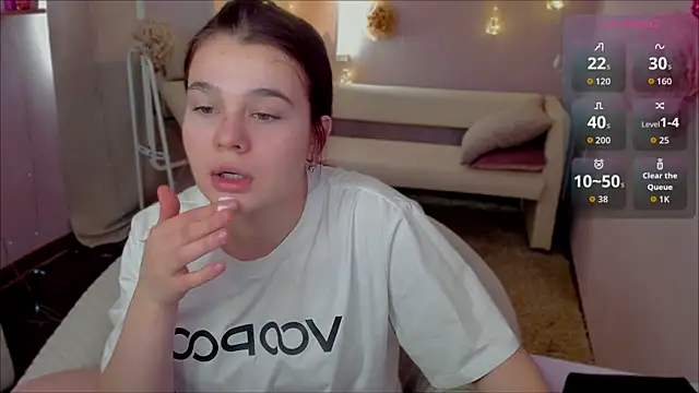 Snapshot of Kacey_Love chatting on 05/03/26, 06:08 Kacey Love online show from 05/03/26, 06:08