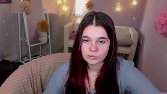 Snapshot of Kacey_Love chatting on 05/05/26, 06:32 Kacey Love online show from 05/05/26, 06:32