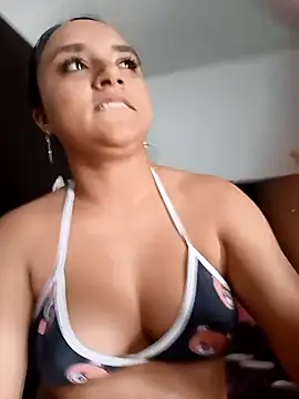 Valentina Narvaez online show from 04/22/26, 07:59