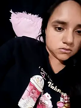 Valentina Narvaez online show from 05/12/26, 07:33