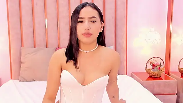 Snapshot of Zoe_Monrow chatting on 07/03/26, 12:11 Zoe Monrow online show from 07/03/26, 12:11