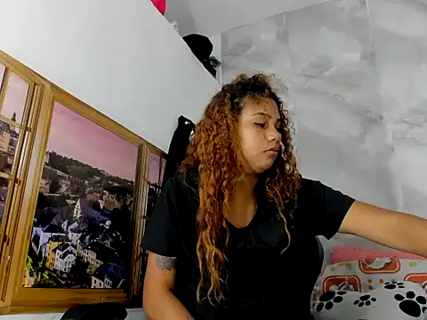 Snapshot of EllyBloom chatting on 05/11/26, 01:50 EllyBloom online show from 05/11/26, 01:50