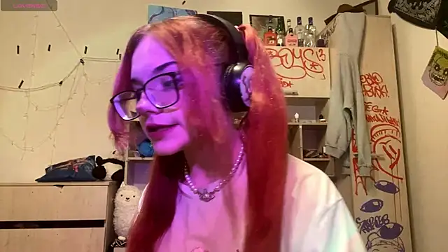 RedHeadCat online show from 04/18/26, 09:37