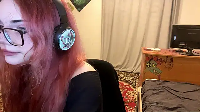 RedHeadCat online show from 05/01/26, 09:30