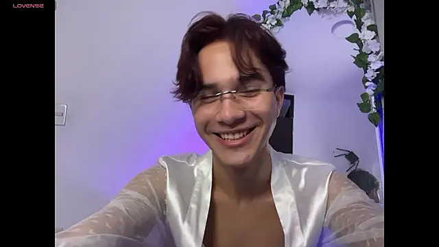 attlas1 online show from 04/28/26, 04:01