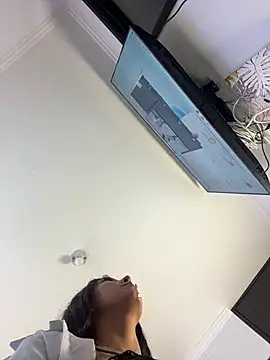 Snapshot of Melody_lanee chatting on 04/13/26, 11:48 Melody lanee online show from 04/13/26, 11:48