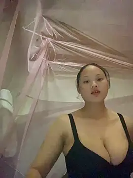 Snapshot of __Sunflower__ chatting on 05/03/26, 01:50 Sunflower online show from 05/03/26, 01:50