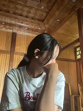 Snapshot of __Sunflower__ chatting on 05/15/26, 11:34 Sunflower online show from 05/15/26, 11:34