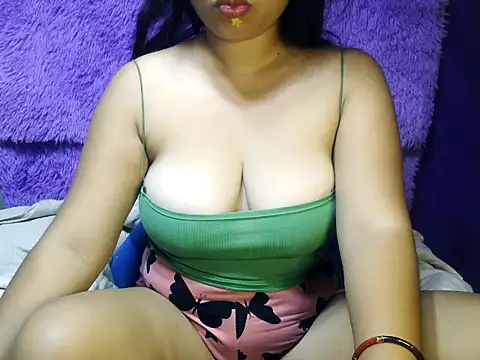 Snapshot of Asian_boobzy69 chatting on 04/16/26, 11:18 Asian boobzy69 online show from 04/16/26, 11:18