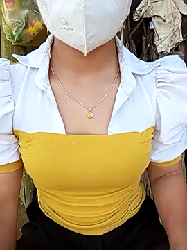 Snapshot of minachao121 chatting on 04/05/26, 09:17 minachao121 online show from 04/05/26, 09:17