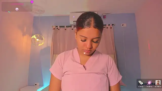 Snapshot of sweetkimmie_ chatting on 05/15/26, 12:34 sweetkimmie online show from 05/15/26, 12:34