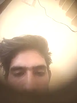 Snapshot of iztentacion chatting on 04/05/26, 09:28 iztentacion online show from 04/05/26, 09:28