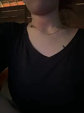 Snapshot of Sexx-12x chatting on 04/06/26, 11:38 Sexx-12x online show from 04/06/26, 11:38