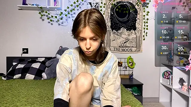 Snapshot of LunaBless chatting on 04/09/26, 08:14 LunaBless online show from 04/09/26, 08:14