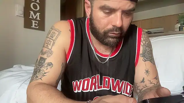 Snapshot of DR_Green911 chatting on 04/05/26, 03:09 DR Green911 online show from 04/05/26, 03:09