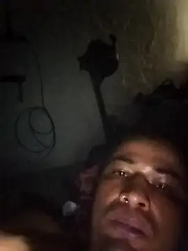 Yovanymartinez online show from 04/05/26, 03:42