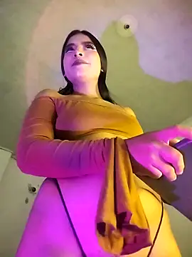 Snapshot of CaticaaSquirtt1 chatting on 04/05/26, 06:49 CaticaaSquirtt1 online show from 04/05/26, 06:49