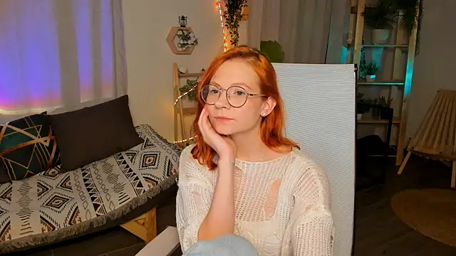 Snapshot of LisaAris chatting on 05/18/26, 06:25 LisaAris online show from 05/18/26, 06:25