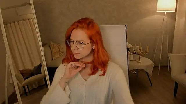 Snapshot of LisaAris chatting on 05/28/26, 06:27 LisaAris online show from 05/28/26, 06:27
