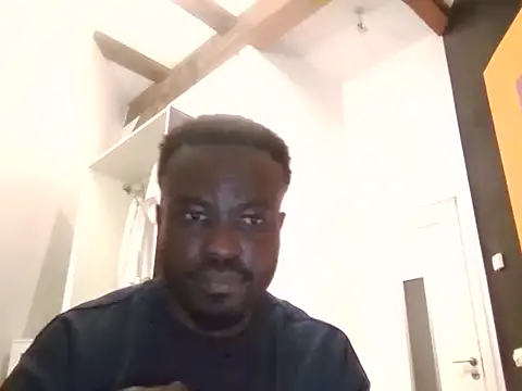 Snapshot of anaconda_bc chatting on 04/05/26, 09:01 anaconda bc online show from 04/05/26, 09:01