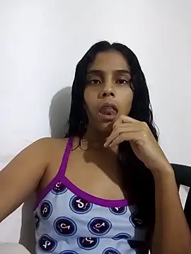 Snapshot of Jasmine_sweed1 chatting on 04/05/26, 10:40 Jasmine sweed1 online show from 04/05/26, 10:40