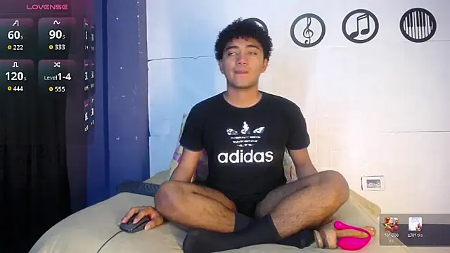 felipecams online show from 04/15/26, 06:20