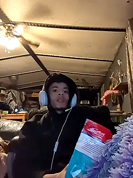 Snapshot of Bbcx2 chatting on 04/06/26, 12:30 Bbcx2 online show from 04/06/26, 12:30