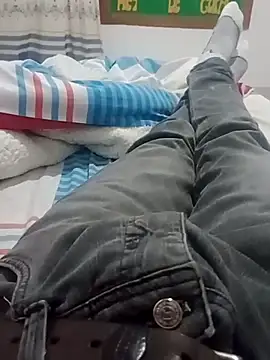 Snapshot of MagnusMeridio chatting on 04/07/26, 09:48 MagnusMeridio online show from 04/07/26, 09:48