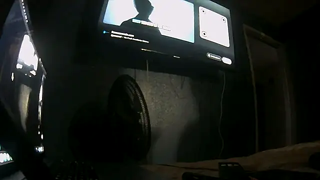 Snapshot of GypsiiCornel chatting on 08/06/26, 09:39 GypsiiCornel online show from 08/06/26, 09:39