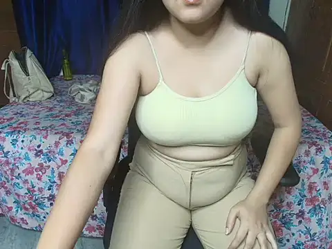 Snapshot of miss_-queen chatting on 05/07/26, 08:52 miss -queen online show from 05/07/26, 08:52