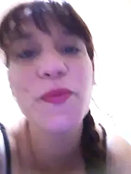 Snapshot of Maggie38 chatting on 07/02/26, 07:36 Maggie38 online show from 07/02/26, 07:36