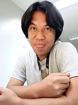 Snapshot of akiramoore chatting on 06/02/26, 02:13 akiramoore online show from 06/02/26, 02:13