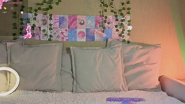 LunaNyanmi online show from 04/11/26, 09:02