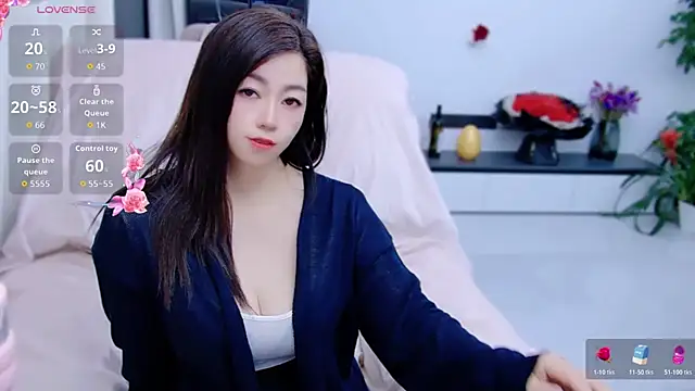 Snapshot of Millin-Mi chatting on 04/24/26, 11:23 Millin-Mi online show from 04/24/26, 11:23