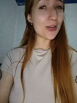 Snapshot of LeonaFox chatting on 05/19/26, 04:46 LeonaFox online show from 05/19/26, 04:46